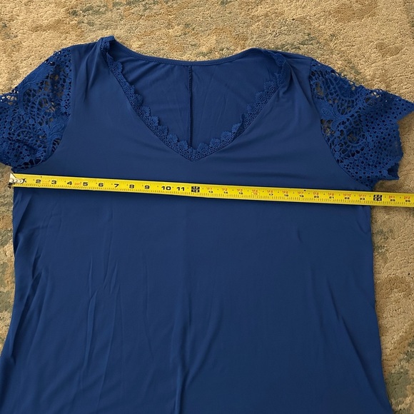 Royal blue lace sleeve soft blouse size 2XL - Picture 9 of 9